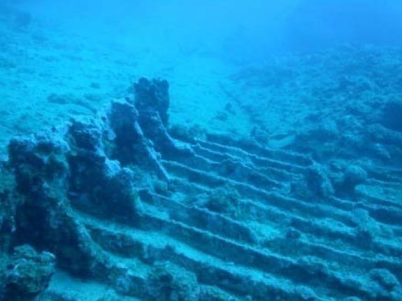 carrib shipwreck1 ビミニ・ロード！フロリダ沖に眠るのは謎の海底神殿か？