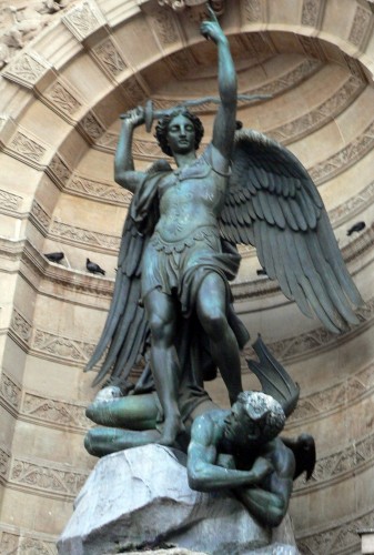 michael the archangel 23 337x500 天使になったとされる人間、メタトロンとサンダルフォン。