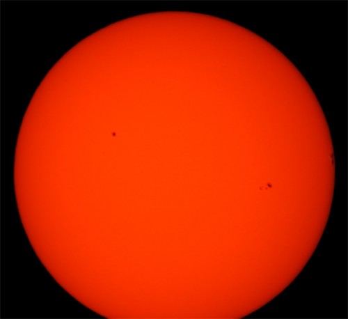 sunspot 720 050121 500x458 サイクル24！太陽は地球に牙をむくか。