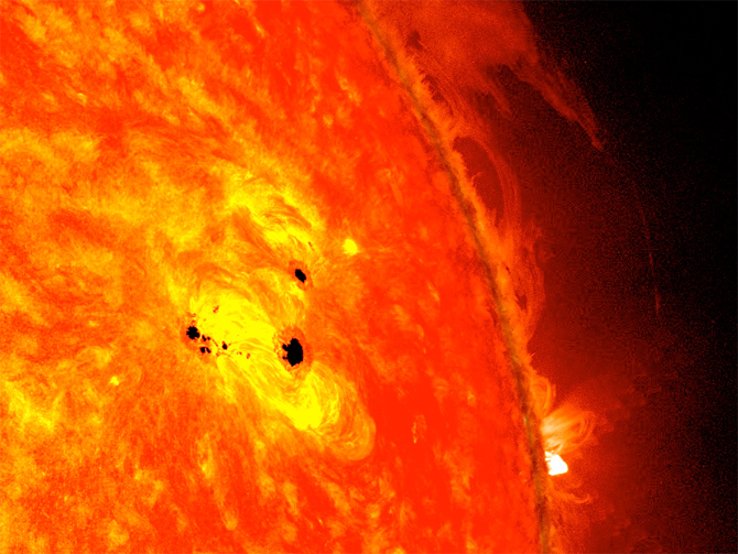 sunspot サイクル24！太陽は地球に牙をむくか。